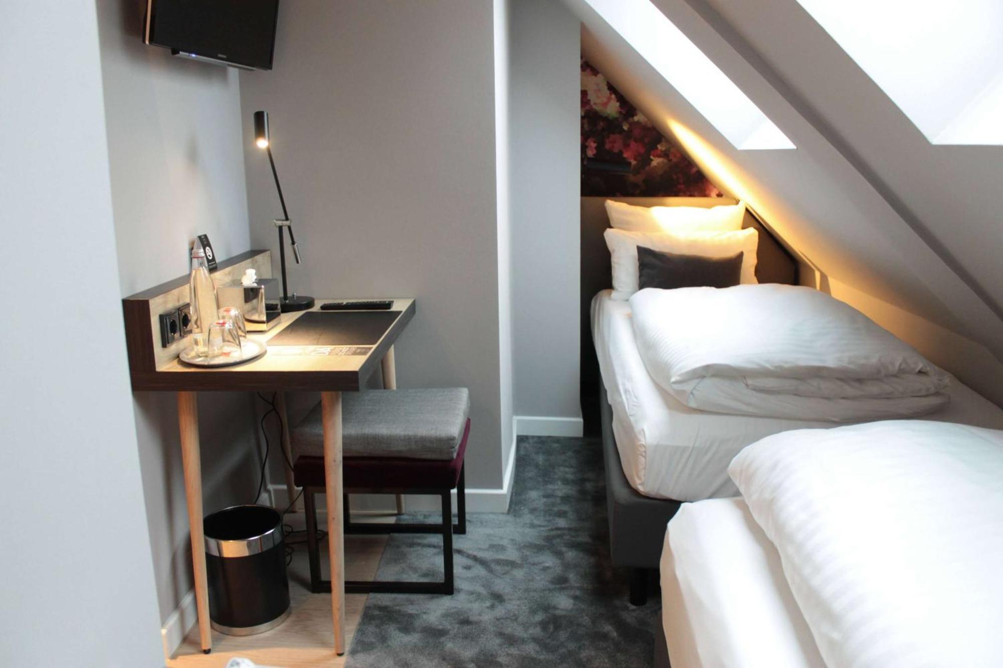 Vienna House Easy By Wyndham Hamburg City Ngoại thất bức ảnh