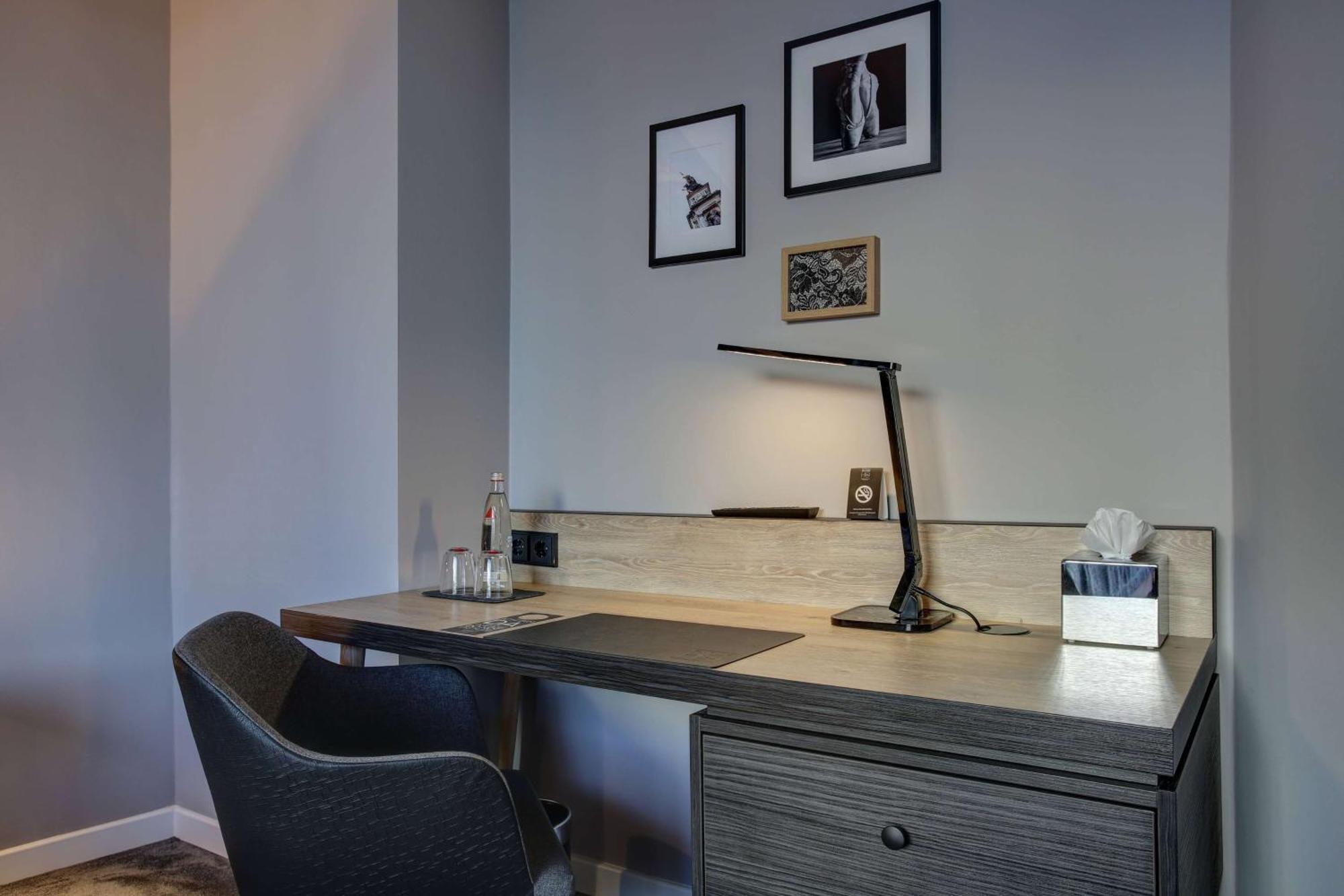 Vienna House Easy By Wyndham Hamburg City Ngoại thất bức ảnh