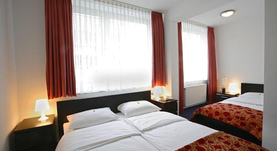 Vienna House Easy By Wyndham Hamburg City Ngoại thất bức ảnh